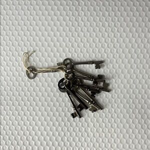 Vintage Skeleton Keys